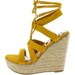 📢 ONLY 1 LEFT‼️Mustard Yellow Lace Up Espandrille Wedge